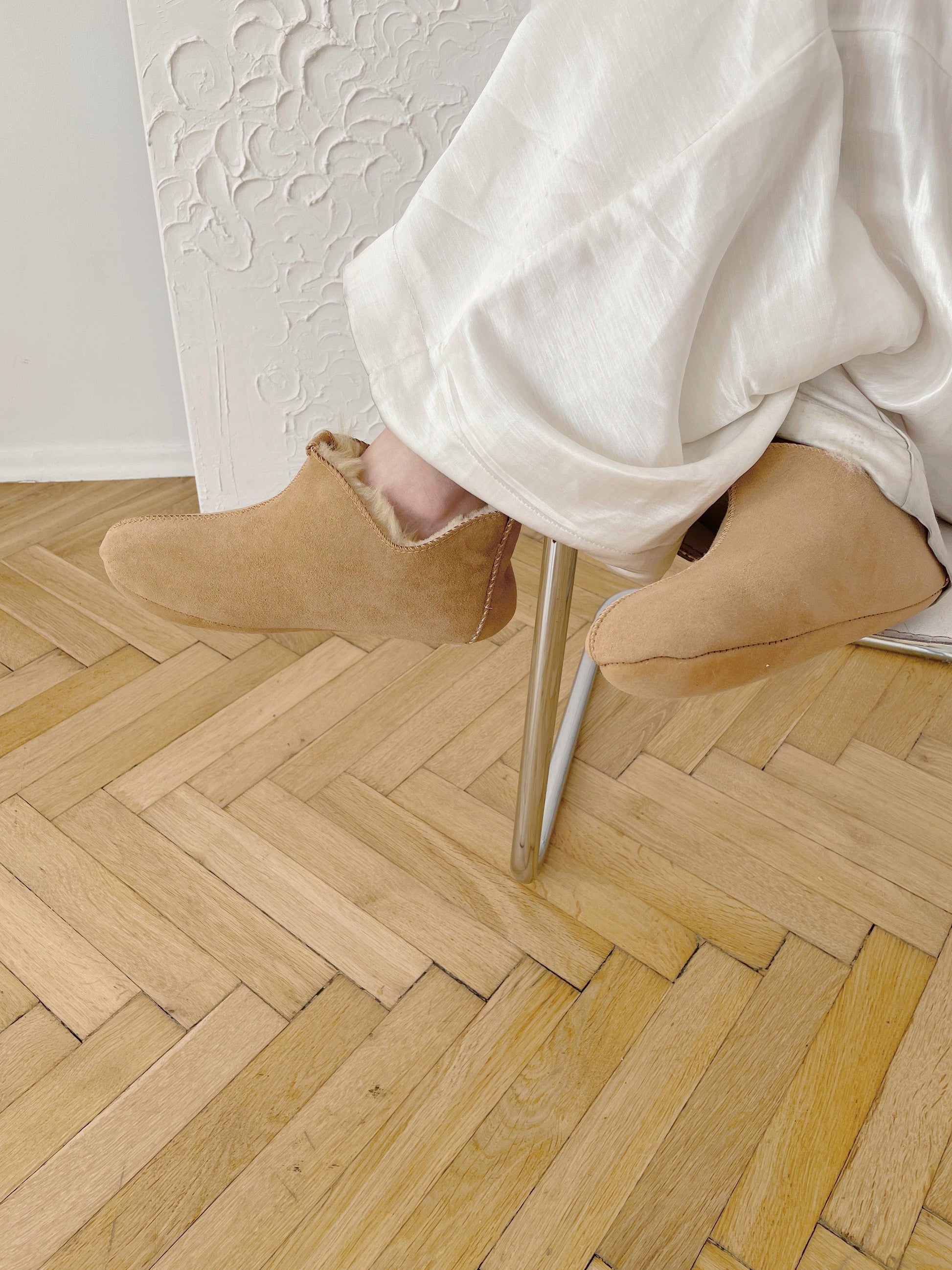 Adult Natural Sheepskin  Boots