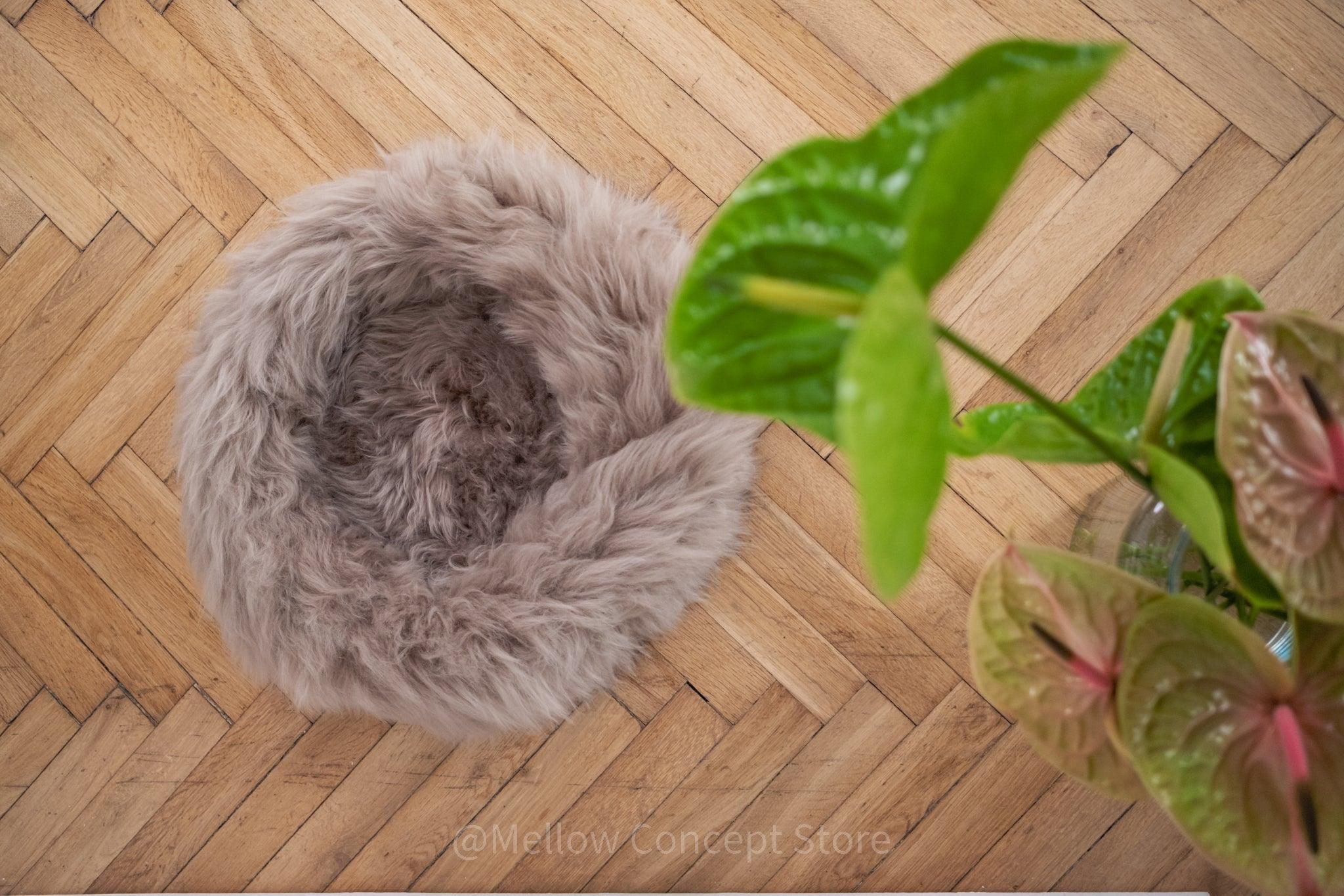 Greige Luxurious Real Sheepskin Cat Bed | Mellow Concept Store