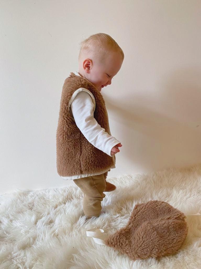 2024 Kids vest, warm brown, unisex kids vest, wool vest, soft vest, alpaka vest